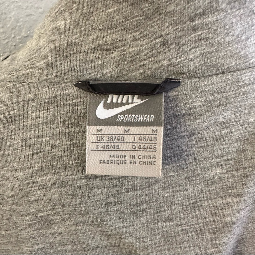 Nike Sportswear Black Full Zip Lightweight Jacket Size M - Picture 5 of 6